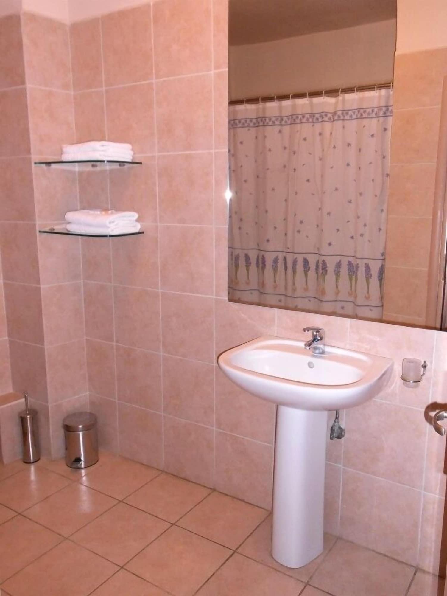 Lambrinos Suites Platanias  Ngoại thất bức ảnh
