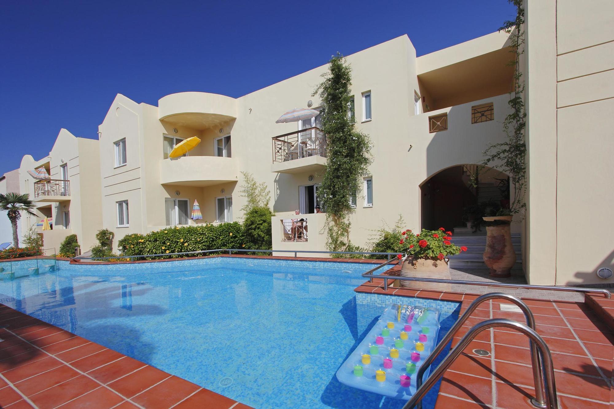 Lambrinos Suites Platanias  Ngoại thất bức ảnh