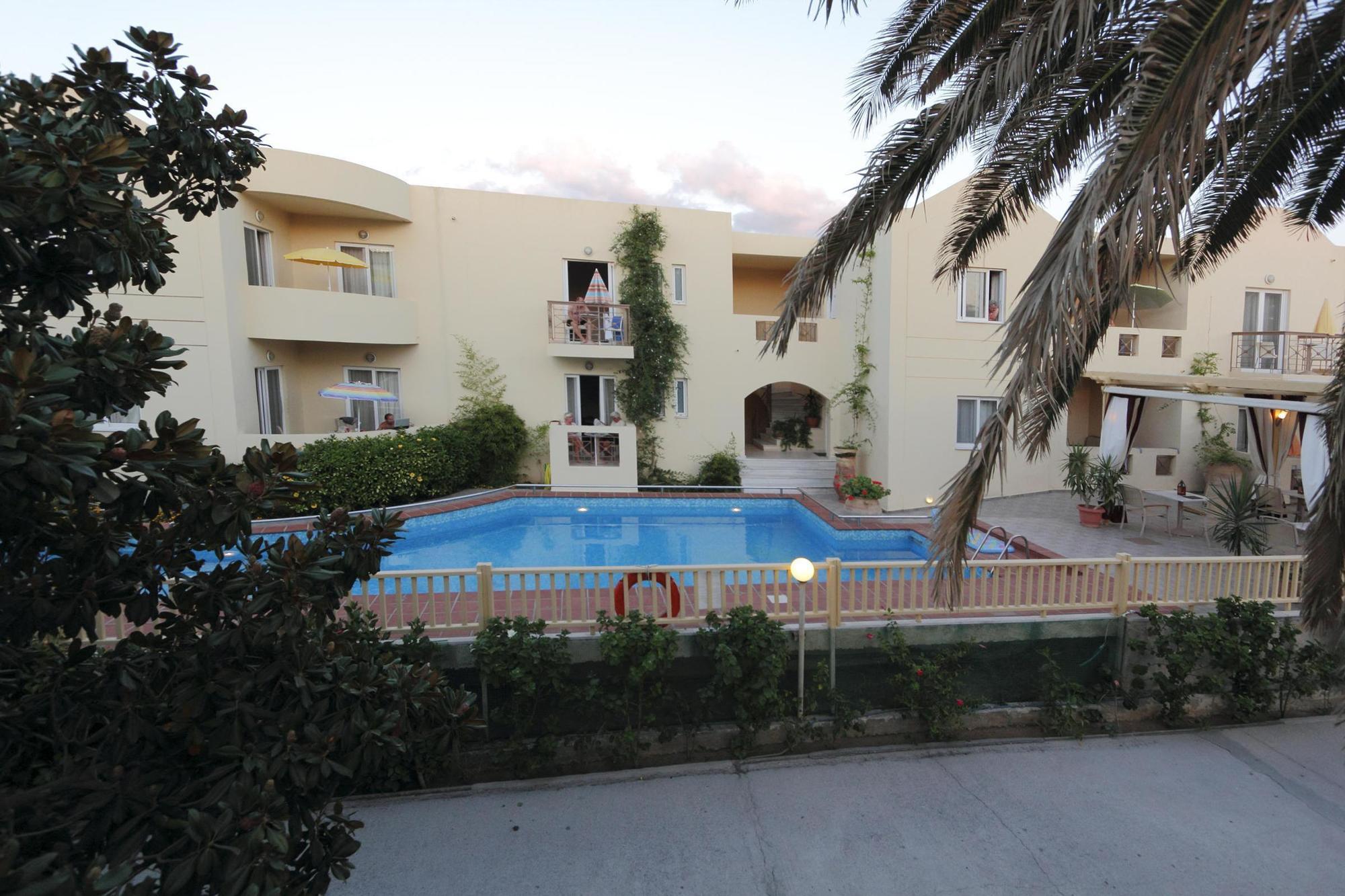 Lambrinos Suites Platanias  Ngoại thất bức ảnh