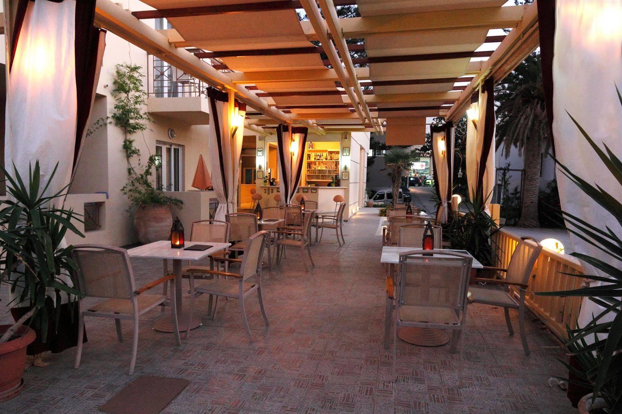 Lambrinos Suites Platanias  Ngoại thất bức ảnh
